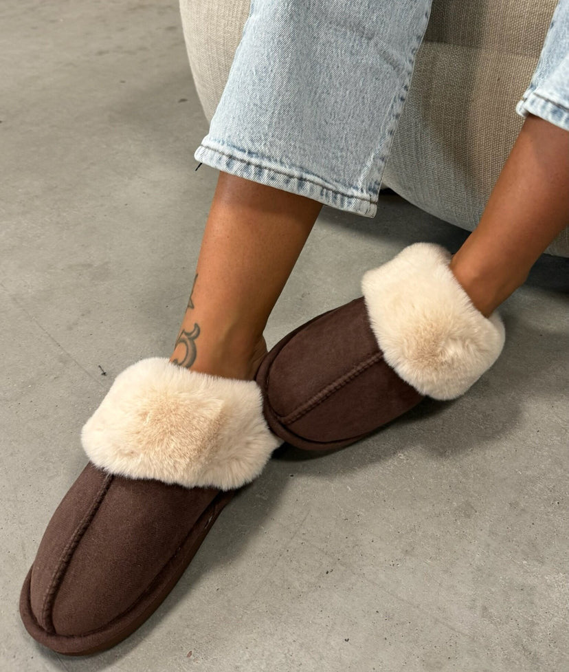 Luksus Hjemmesko i Brun med Blødt For - Varm og Komfortabel — Image 2