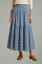 Women’s Skirt with Elastic Waistband and Floral Pattern