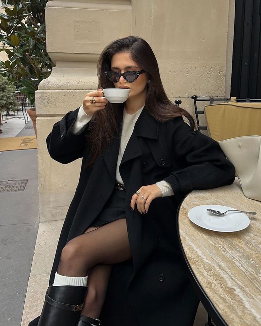 Brun Trenchcoat til Kvinder - Klassisk Dobbeltradet Uldblanding Frakke med Bælte — Image 7