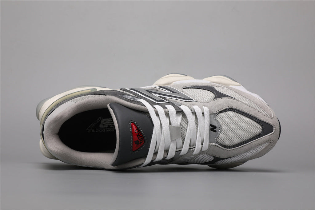 New Balance 9060-1 Light Grey