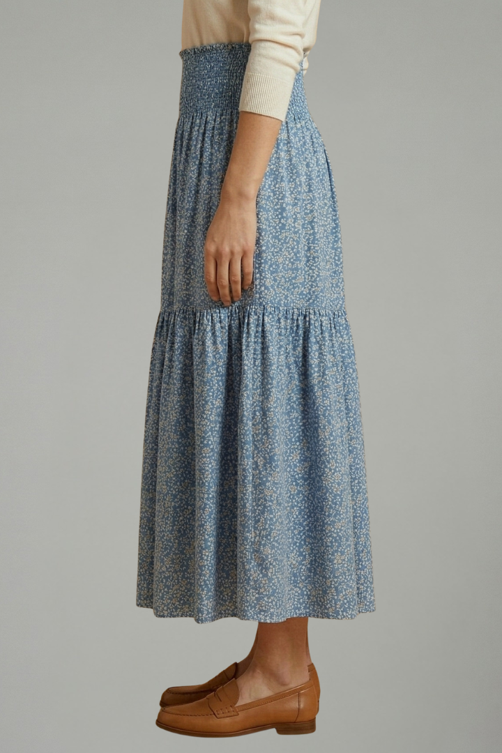 Women’s Skirt with Elastic Waistband and Floral Pattern