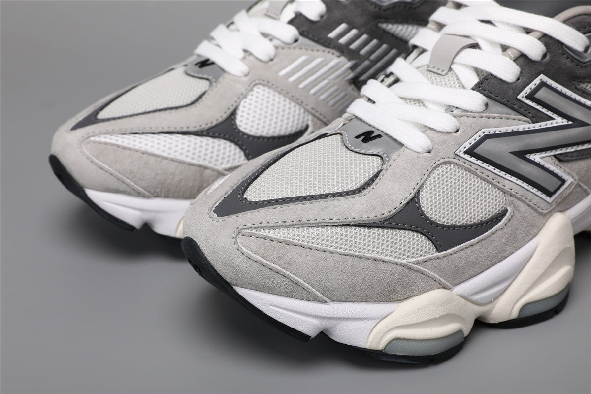 New Balance 9060-1 Light Grey