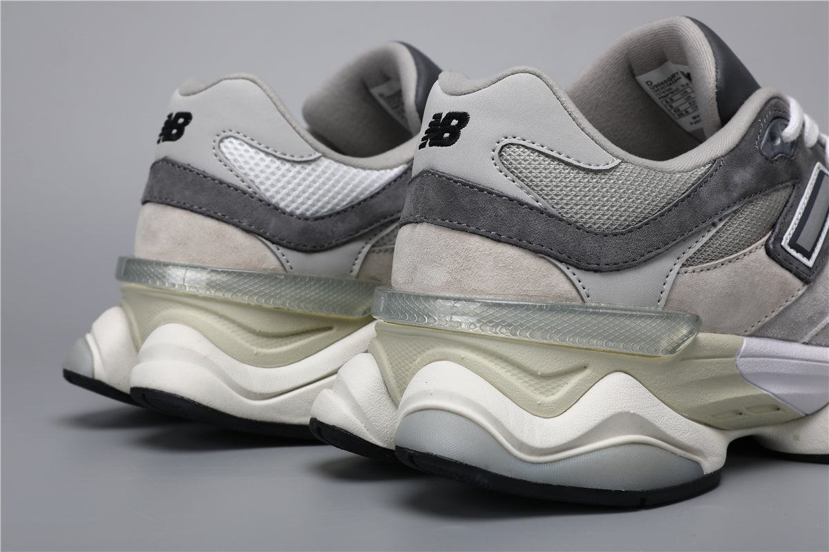 New Balance 9060-1 Light Grey