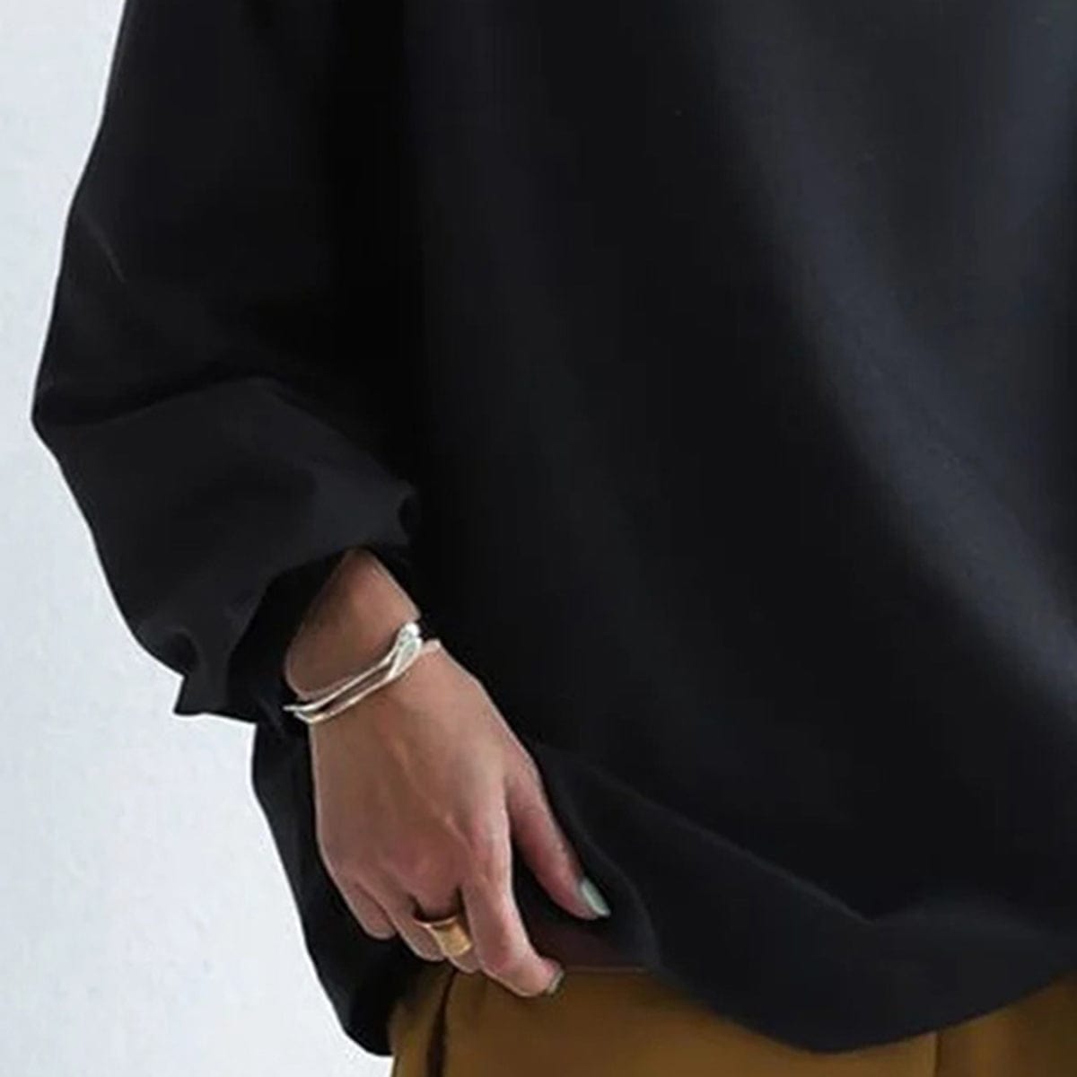 Elegant Oversize Bluse til Kvinder Sort Polyester Løs Pasform — Image 6