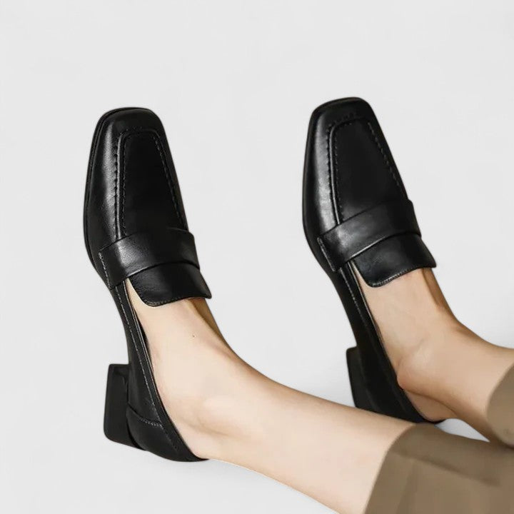 Women's Orthopaedic Low-Heeled Loafers with Slip-On Design for All-Day Comfort