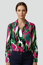 Women’s Blouse with Collar and Button Closure