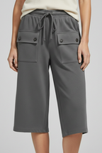 Women’s Knee Length Shorts with Elastic Waist and Pockets
