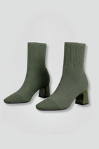 Women's Leather Ankle Boots with Slip On Design for Fall