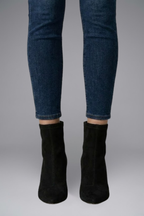 Women's Leather Ankle Boots with Zip Closure for Fall