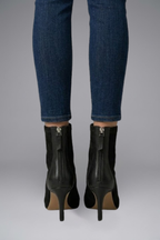 Women's Leather Ankle Boots with Zip Closure for Fall