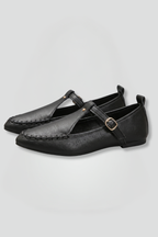 Women's Leather Flats with Buckle Closure for Everyday Wear