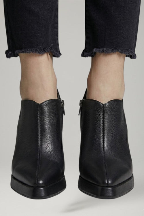 Women's Leather Pumps with Platform Sole and Side Zipper