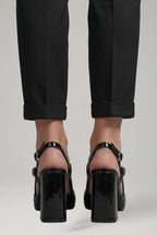 Women's Leather Sandals with Buckle Closure and Pointed Toe