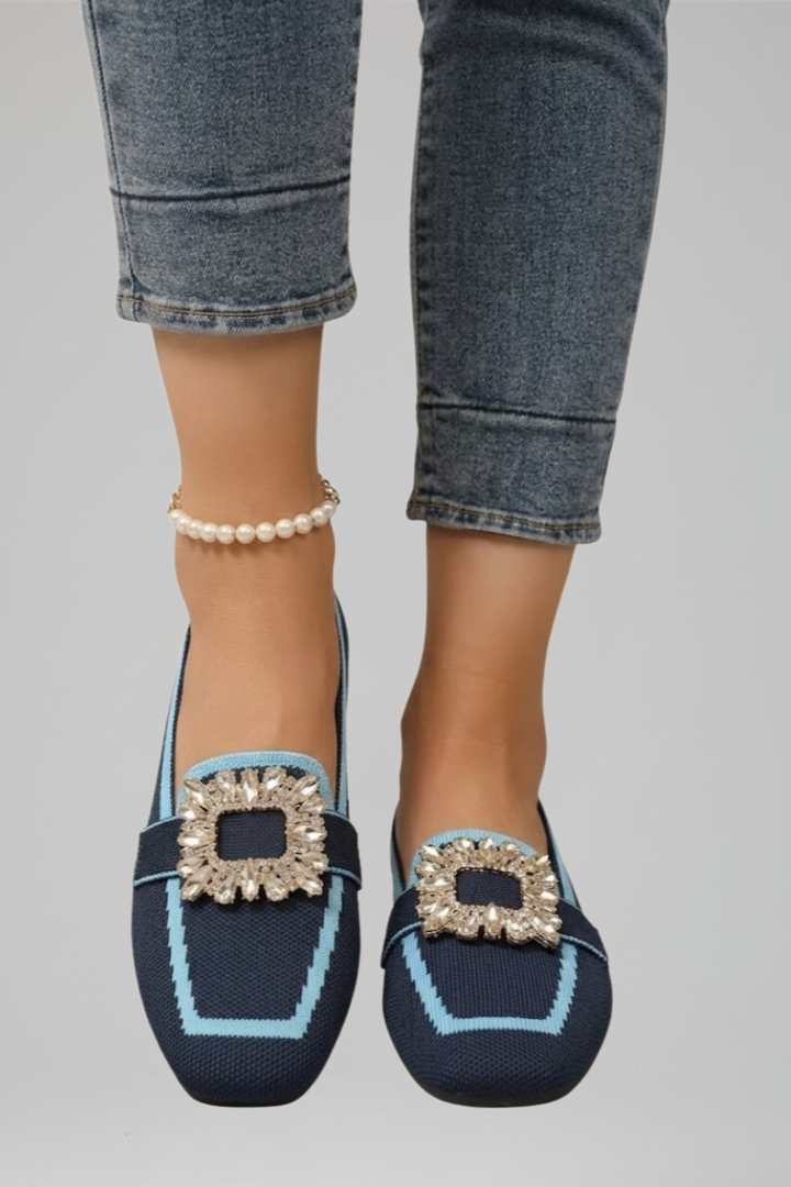 Women's Loafers with Decorative Buckle for Everyday Wear