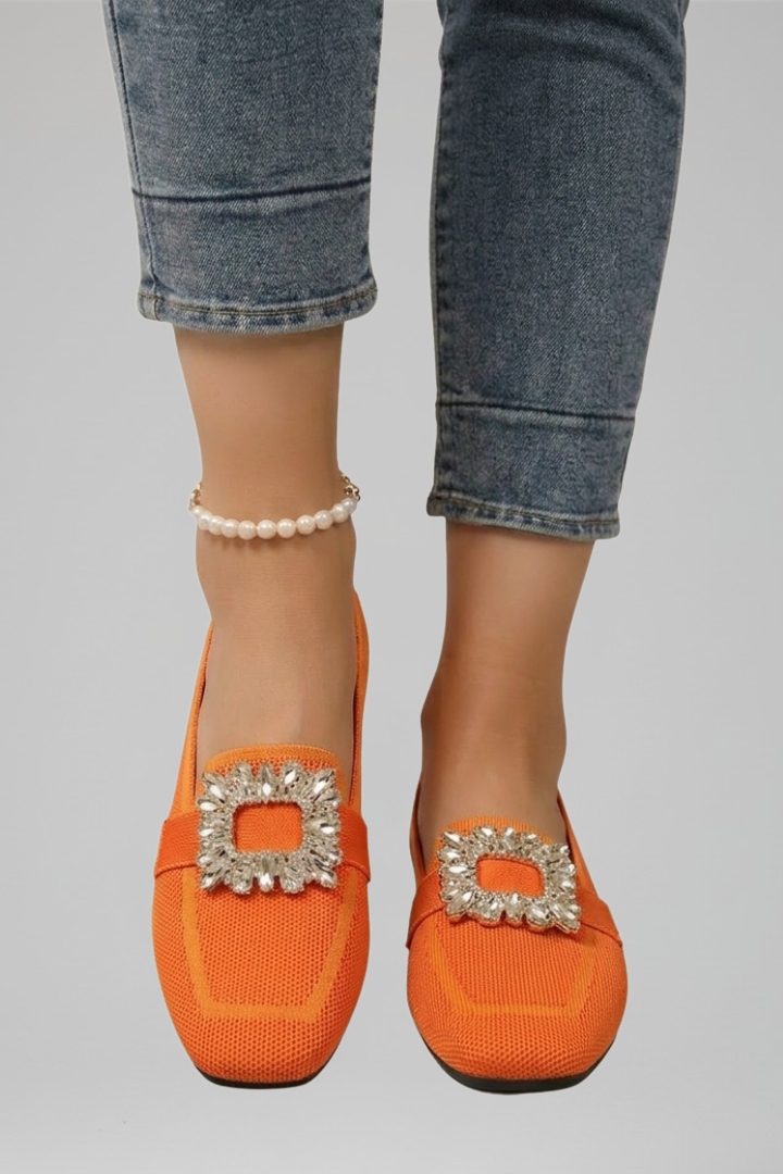 Women's Loafers with Decorative Buckle for Everyday Wear