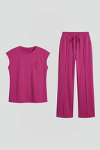 Women’s Loungewear Set with Elastic Waistband and Short Sleeves