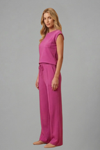 Women’s Loungewear Set with Elastic Waistband and Short Sleeves