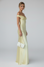 Women’s Maxi Dress with Off-Shoulder Neckline and Fitted Upper