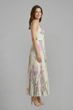Women’s Maxi Dress with Square Neck and Pleated Skirt