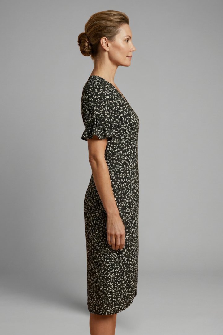 Women’s Midi Dress with Paisley Pattern and Round Neckline