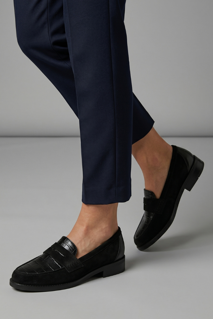 Women's Orthopaedic Loafers with Flat Sole for Everyday Wear