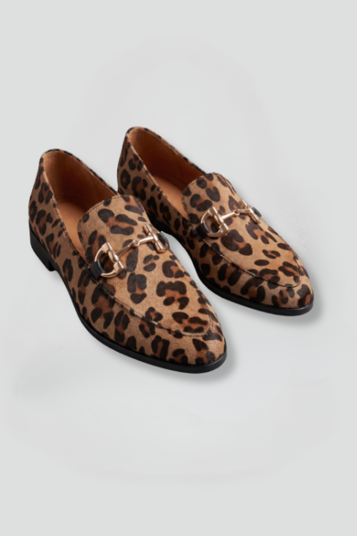 Women's Orthopaedic Loafers with Pointed Toe for Casual Wear