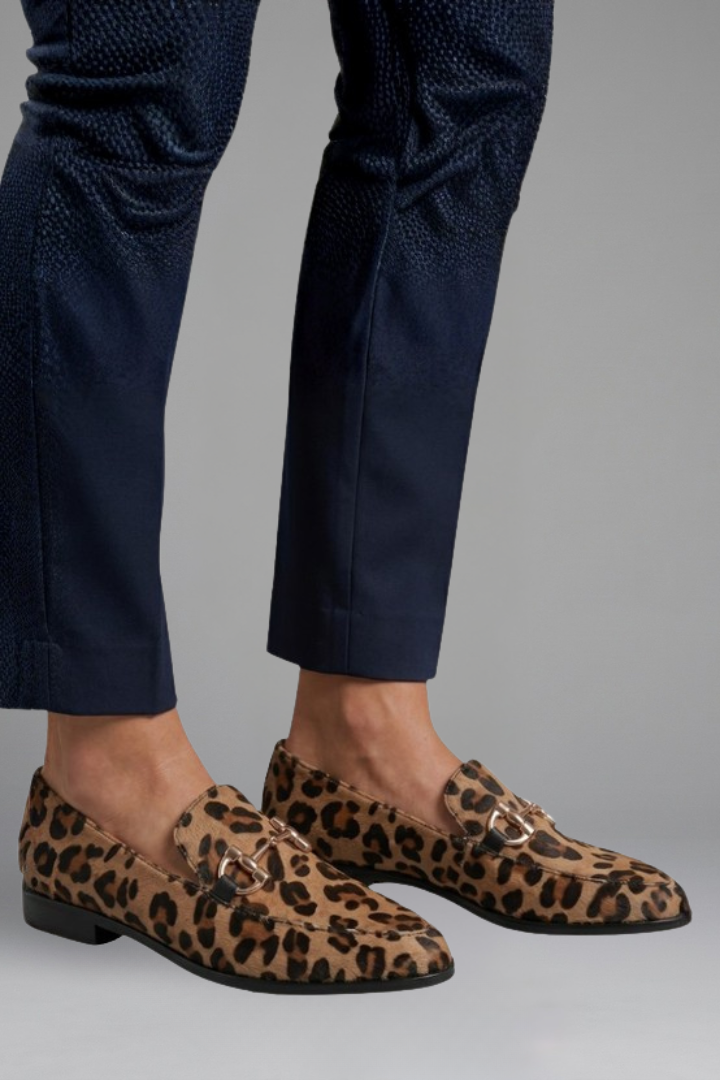 Women's Orthopaedic Loafers with Pointed Toe for Casual Wear