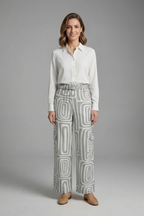 Women’s Shirt and Trousers Set with Button Closure and Straight Legs