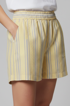 Women’s Shorts with Elastic Waist and Side Pockets