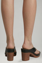 Women's Thong Sandals with Block Heel and Platform Sole