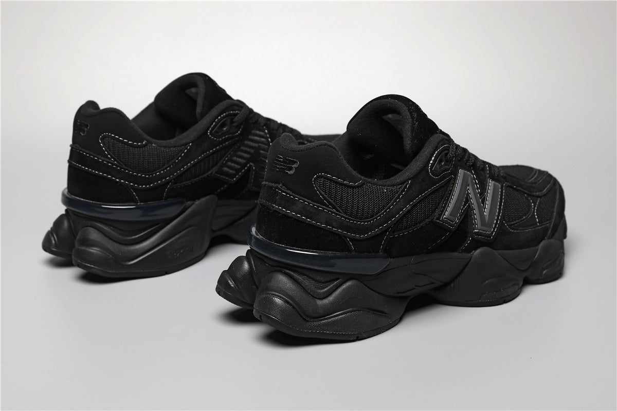 New Balance 9060 Total Black Edition