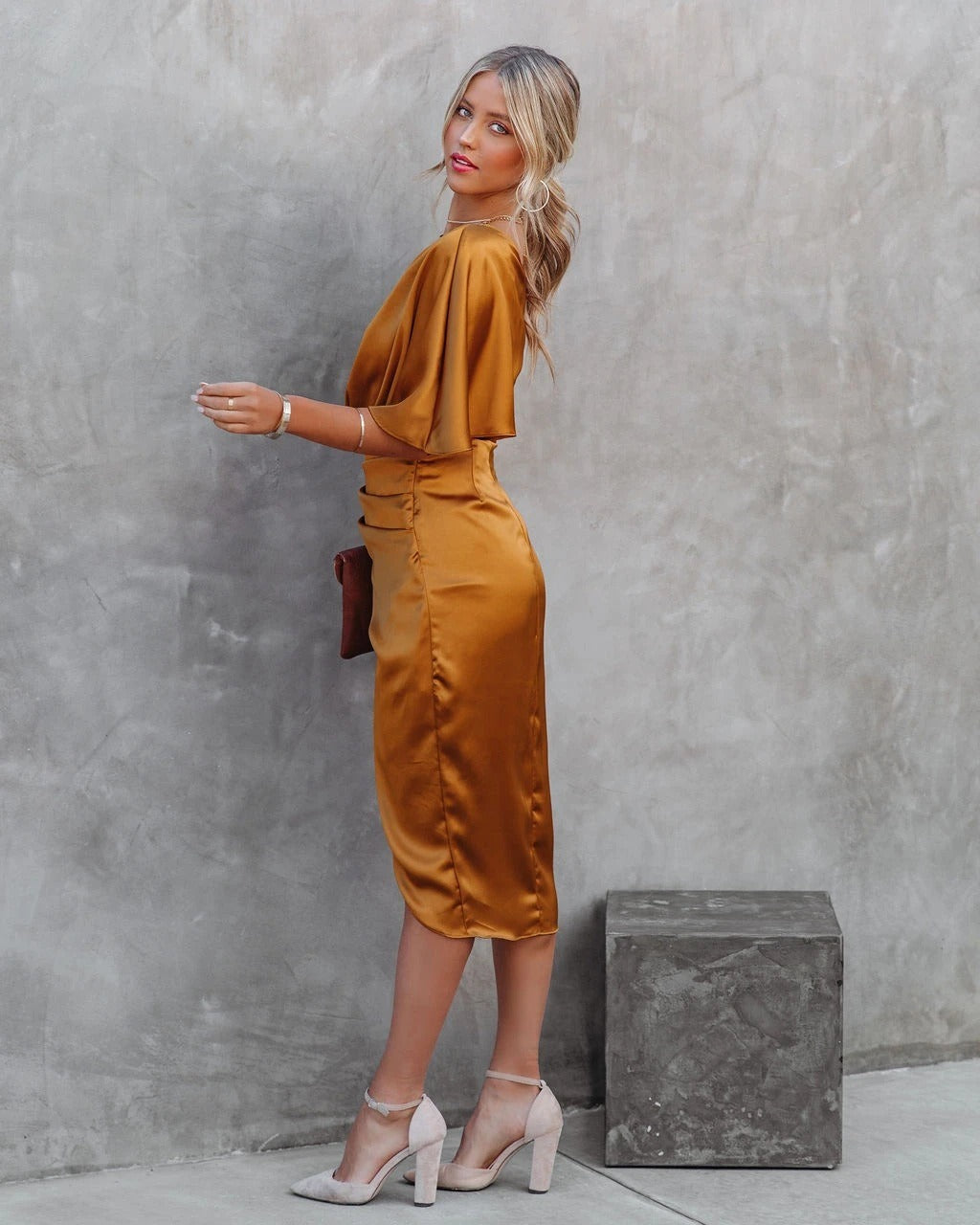 Elegant Asymmetrisk Cocktailkjole i Sort — Image 8