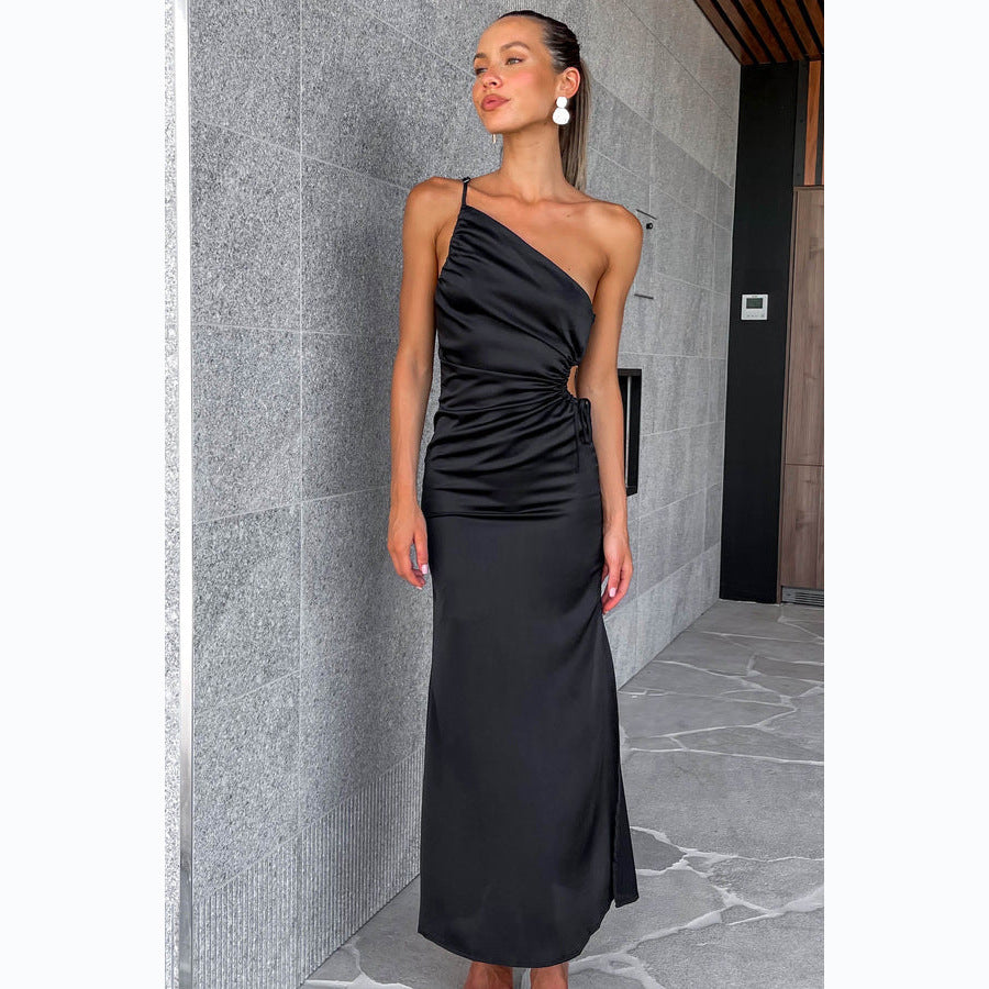 Elegant asymmetrisk festkjole i grøn og sort — Image 4