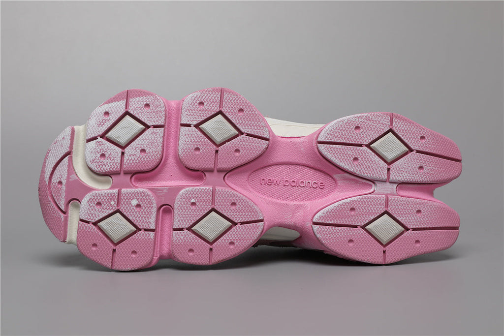 New Balance 9060 Pink