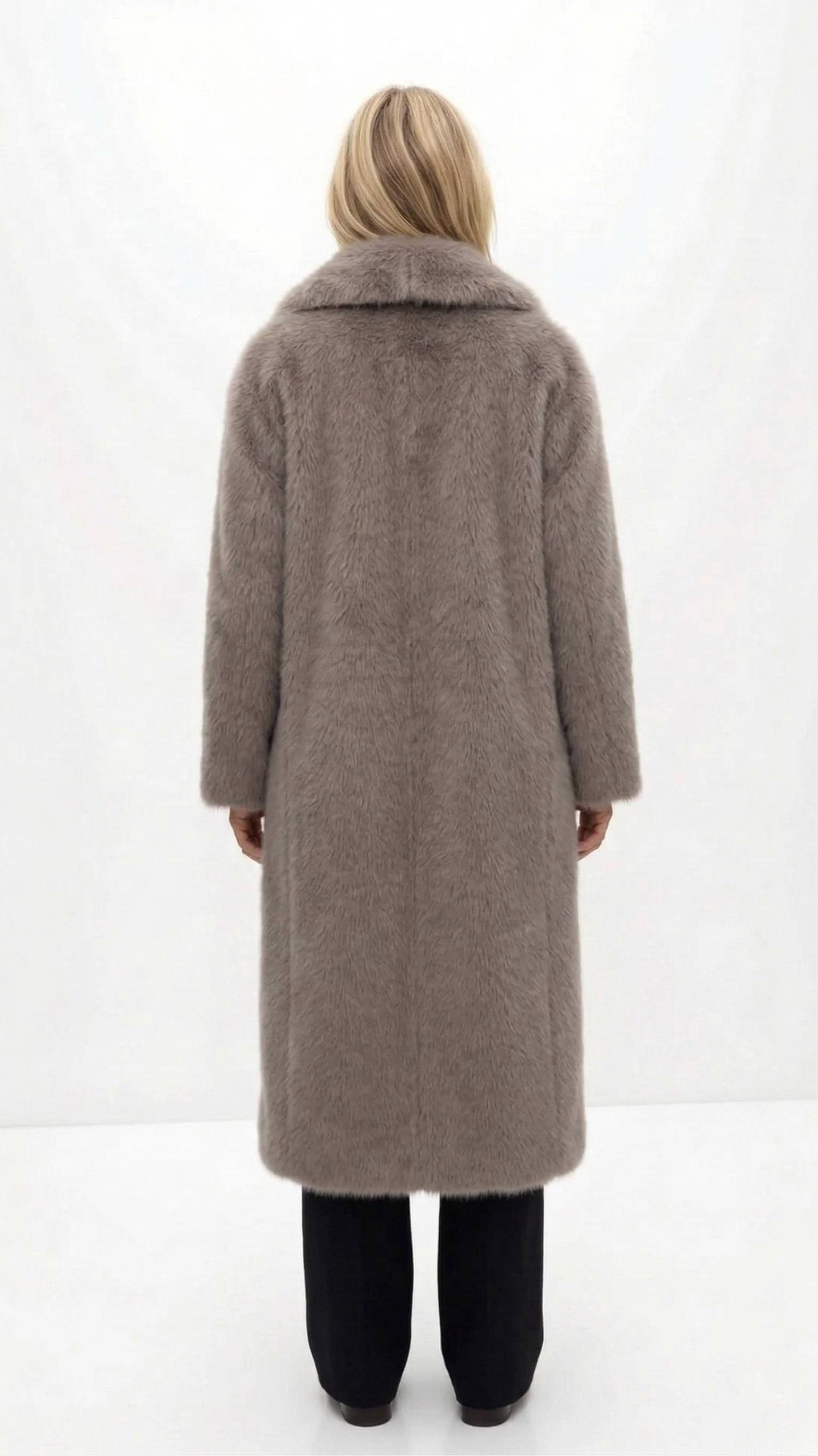 Elegant Lang Pelsfrakke til Kvinder i Grå - Kunstpels, Vintermode