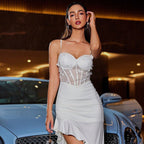 Elegant cocktailkjole i hvid — Main Image