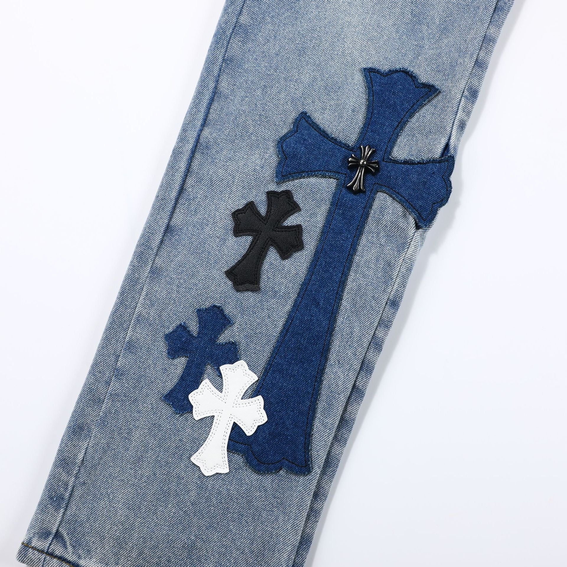 Unisex Denim Jeans med Krydsbroderi i Blå og Sort Bomuld — Image 25