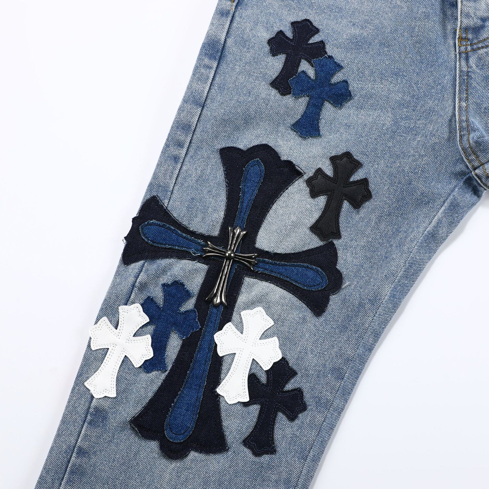 Unisex Denim Jeans med Krydsbroderi i Blå og Sort Bomuld — Image 26