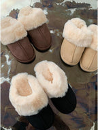 Komfortable hjemmesko med plysset for i beige, perfekt til hygge — Image 4