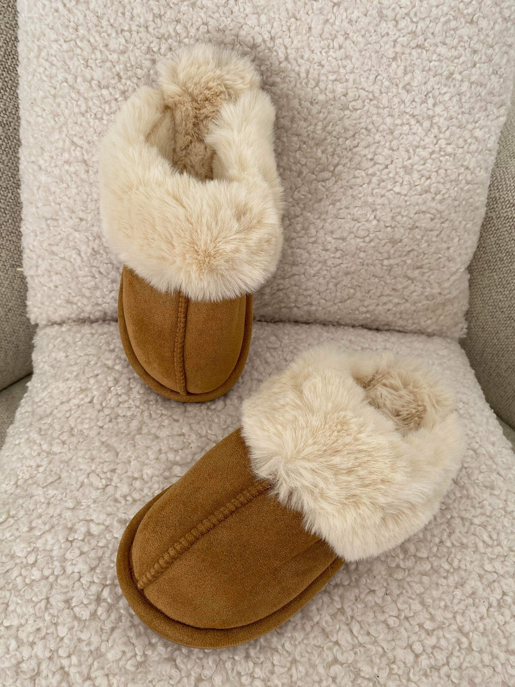 Luksuriøse fåreskind hjemmesko til kvinder brun blød varm — Image 2